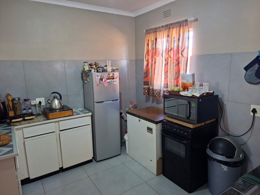To Let 2 Bedroom Property for Rent in Meiringspark North West